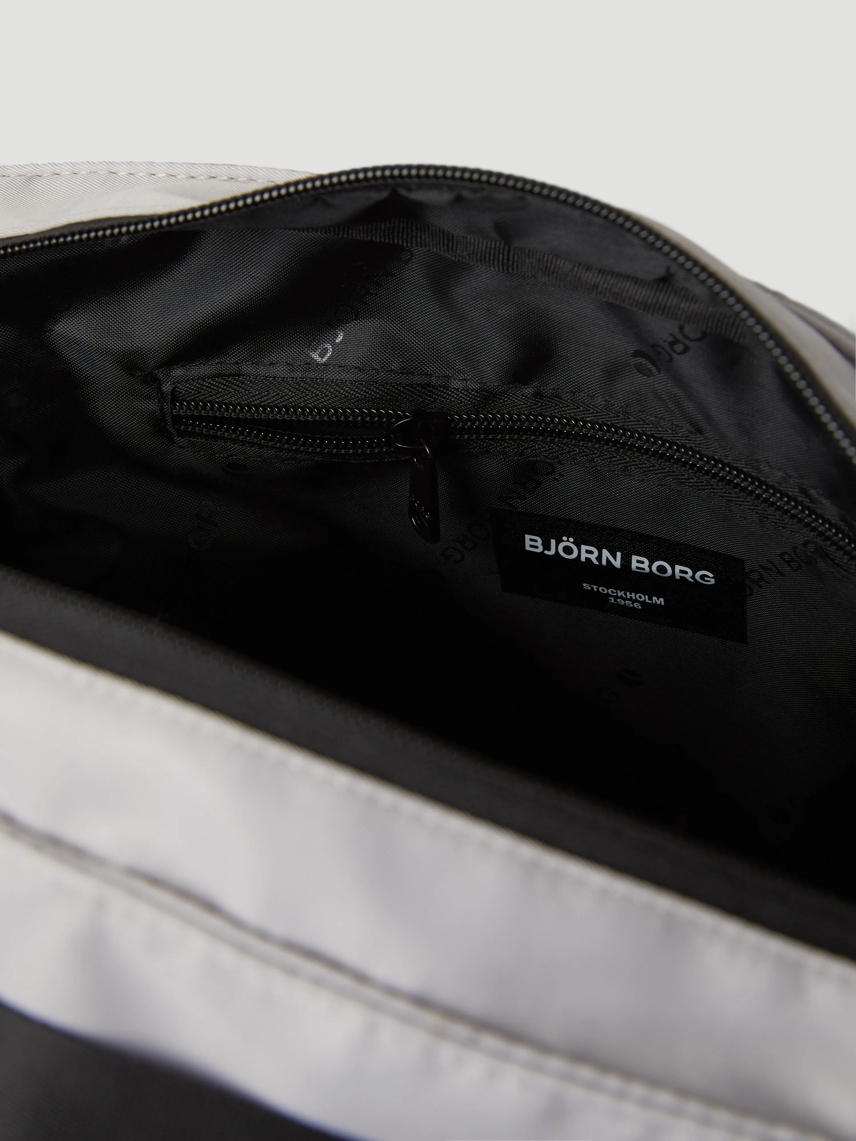 Borg Active Shoulder Bag