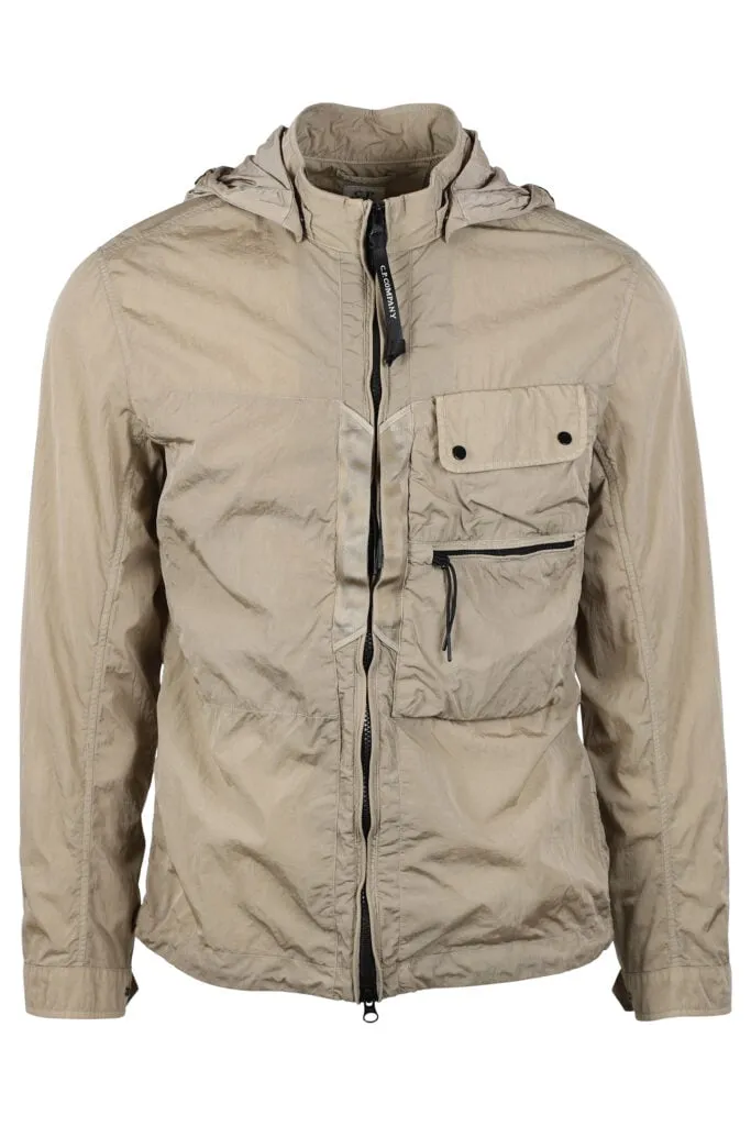 Chaqueta beige con capucha ajustable de gafas