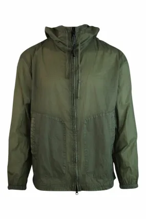 Chaqueta ligera verde militar con capucha y logo