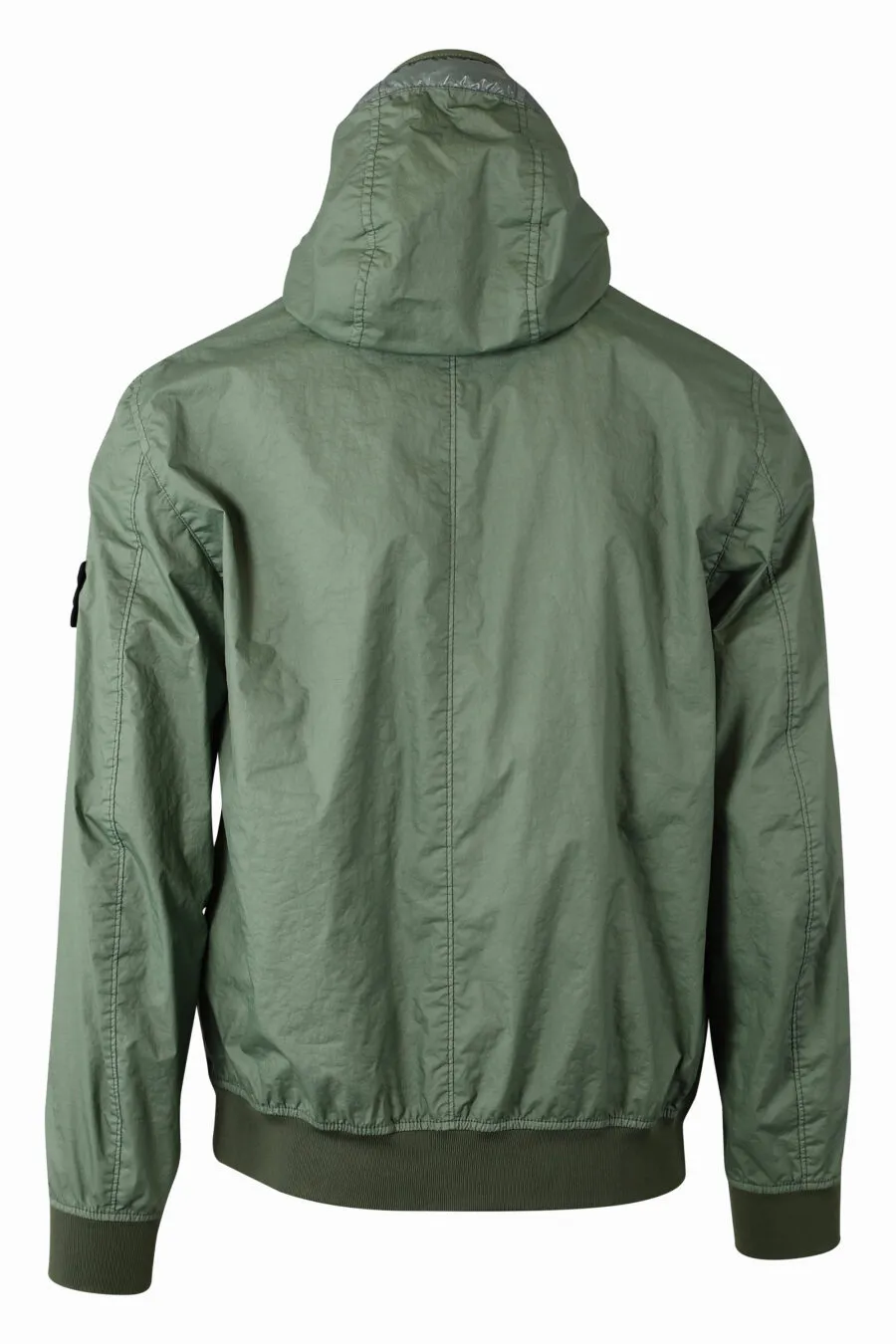 Chaqueta verde con capucha y logo parche