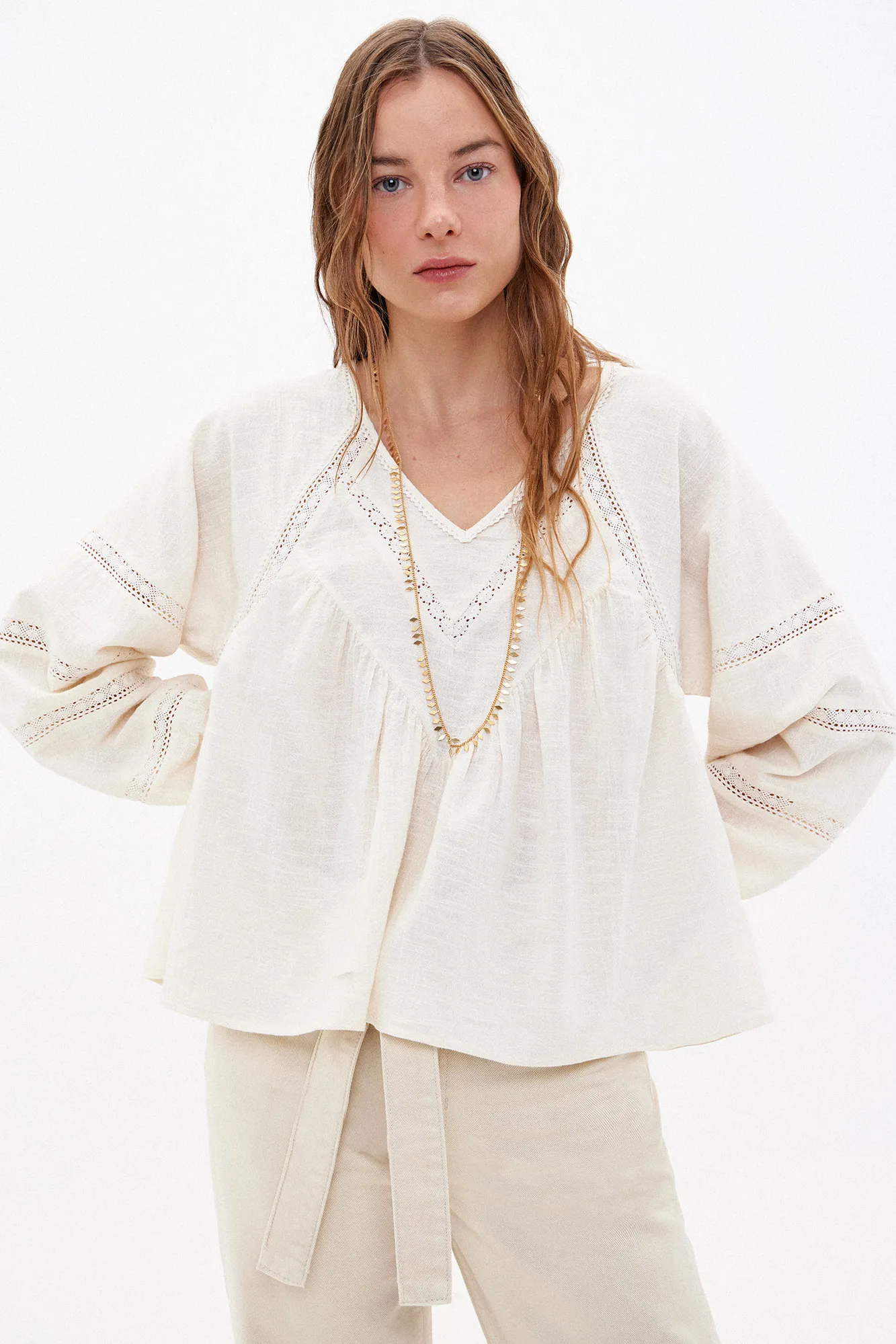 Hoss Intropia Fiana. Camisa oversize