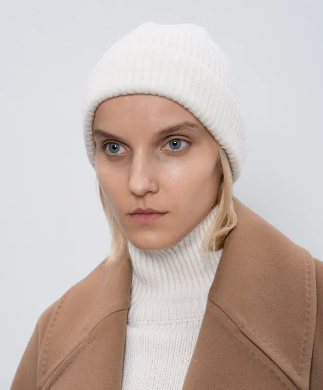 LISA YANG White Cashmere Beanie Boucle